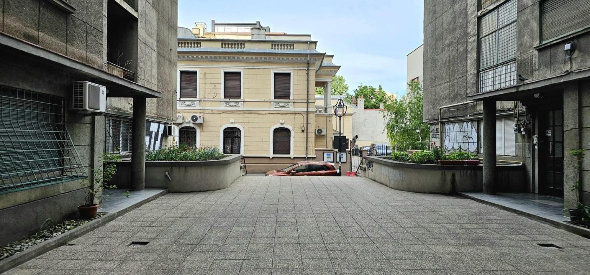 Tantra Studio 1 Conta Universitate Bucharest Exterior photo